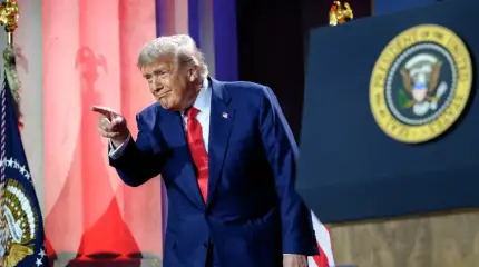 Ông Trump đã phớt lờ lời kêu gọi của Kyiv về việc gia hạn các lệnh trừng phạt đối với dầu mỏ của Nga.