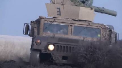 На учениях Platinum Eagle в Румынии натовской технике пришлось справляться с грязью размытых грунтовых дорог