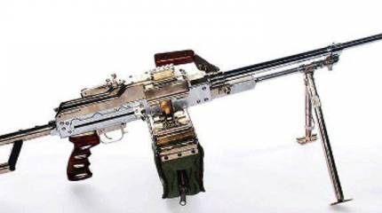 Украина испытывает пулемётный голод: в ход пошли «Дегтярёвы» и «Максимы»