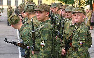 Военнослужащие-срочники будут получать две тысячи рублей ежемесячно