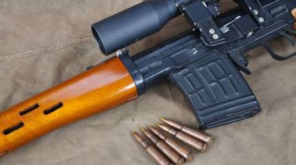 Работа неизвестного снайпера против украинских силовиков попала на видео