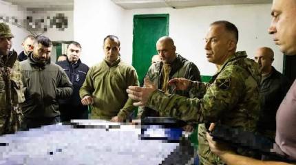 Сырский просит ВСУ держать Покровск ещё неделю, обещая деблокировать город