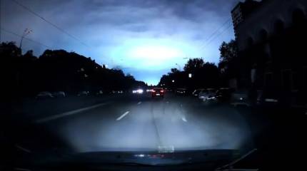 Не «Ярс» и не «Орешник»: на Украине назвали причину голубого свечения в Днепре