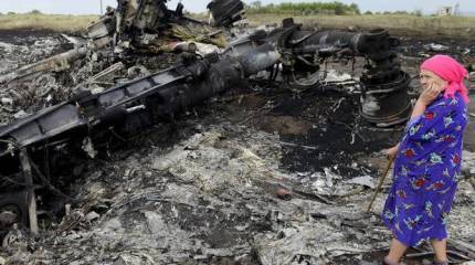 СБУ представила материал об осколках в телах погибших при крушении "Боинга" и выводах на основе записей в соцсетях