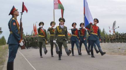 Украинские СМИ взволнованы «переброской российских танков» в Белоруссию