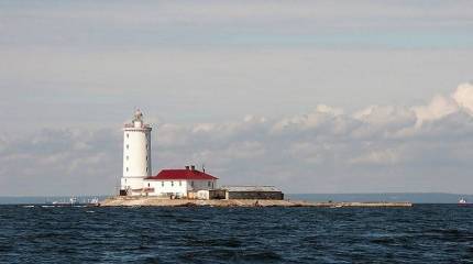 Толбухин снова как новый. Минобороны отремонтировало 300-летний маяк