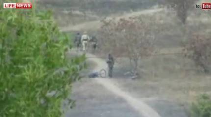 В Мариуполе украинские силовики открыли огонь по подросткам, катавшимся на велосипедах около блок-поста