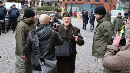 Цэ Европа: в Риге проходит шествие в память о легионерах ваффен-СС