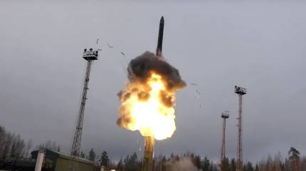 Напористое расширение НАТО лишает безъядерный мир практической перспективы