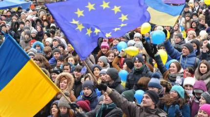 Альберт Пирманов: Украина стоит на перепутье, либо в рабы, или обратно домой – в Русский мир!