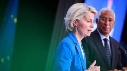 Урсула фон дер Ляйен предостерегла Трампа от вмешательства в дела Евросоюза