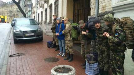 Украинское безумие: на фронт гражданской войны отправляют 16-летних подростков