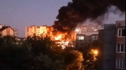 Российский бомбардировщик Су-34 упал на жилой дом в Ейске Краснодарского края