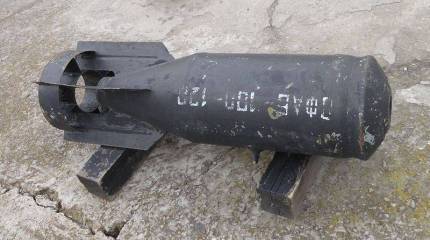 На месте падения сбитого под Калугой беспилотника обнаружена авиабомба