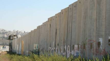 Великая киевская стена