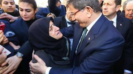 Давутоглу заявил, что Турция "вернёт исторический долг братьям из Алеппо"