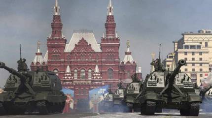 Рогозин: Новая боевая техника впервые будет показана 9 мая 2015 года