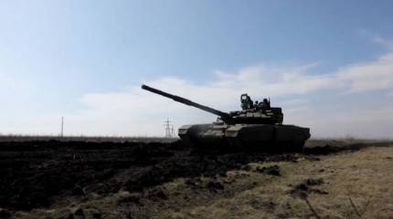 Минобороны России опубликовало кадры поражения бронетехникой ВС РФ замаскированных в лесу позиций ВСУ