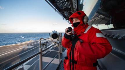 В ВМС США тестируют пополнение запасов авианосцев с помощью беспилотника Blue Water