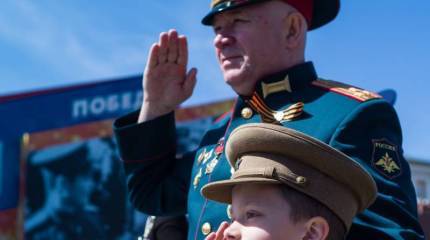 В войска начала поступать новая парадная форма