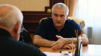 Глава Крыма: Из-за пожара на полигоне перекрыта автотрасса «Таврида»