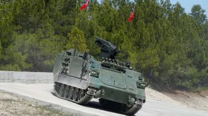 Сотня километров на электроприводе: турецкая армия получила первый БТР E-ZPT