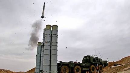 Российская ПВО отразила массированную ракетную атаку на Крымский мост