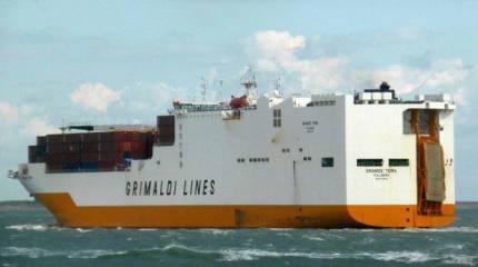 Спецназ Британии осуществил штурм захваченного мигрантами контейнеровоза