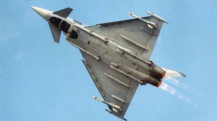 Минобороны Британии: истребители Typhoon трижды за сутки поднимались для перехвата "неопознанных" российских самолётов