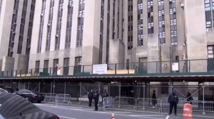 Полиция Нью-Йорка: Мы должны подготовиться к возможным массовым беспорядкам на Манхэттене в связи со слушаниями по делу Трампа