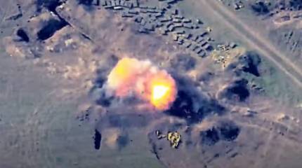 «Это военное преступление»: в Ереване высказались об обстреле Степанакерта, Азербайджан показал удары по позициям противника