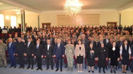 На перешедшие под контроль Баку территории Карабаха возвращаются азербайджанские переселенцы