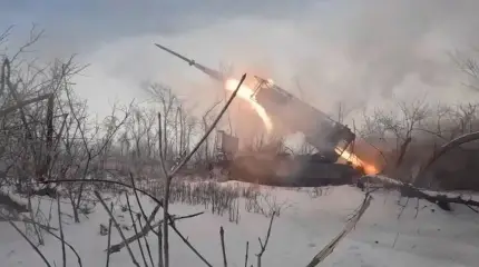 تعرض حرس الحدود الأوكرانيون المنتشرين بالقرب من فوفشانسك لهجوم بصواريخ سولنتسيبوك.