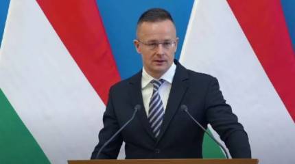 Глава МИД Венгрии не верит в скорое завершение конфликта на Украине из-за западной военной помощи Киеву