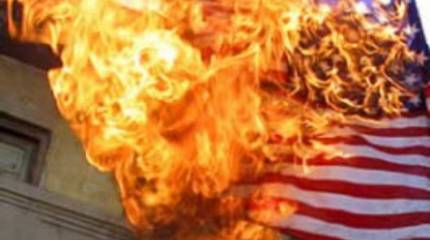 Ростислав Ищенко: «Введя санкции, США устроили акт самоповешения»