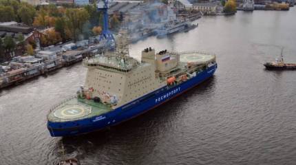 Дизель-электрический ледокол «Виктор Черномырдин» передан заказчику