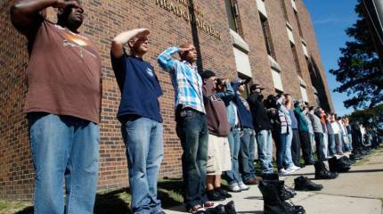 Геополитическая мозаика: Иран хвастается тем, как он обводит вокруг пальца британскую разведку, а США катятся в пропасть