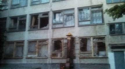 Славянск обстреливают из гаубиц