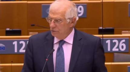 Борелль напомнил Зеленскому, что ЕС не является банкоматом для Украины