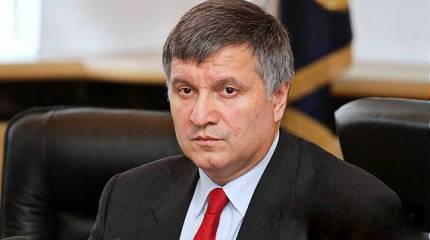 Пацаны интересуются