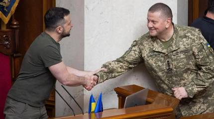 Зеленский натравил на Залужного СБУ, выдав ордер на обыск стриптиз-клуба