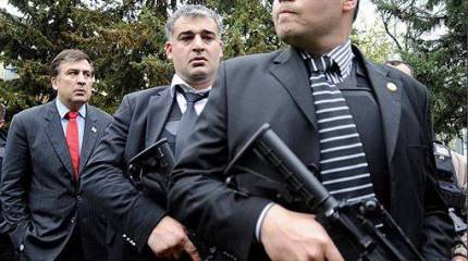 Саакашвили бежит из Грузии?