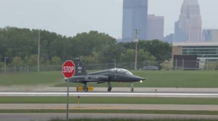 В ВВС США: уцелевшие на базе Вэнс учебные самолёты пришлось эксплуатировать вдвое чаще после повредившего другие самолёты урагана