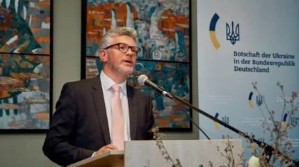 Украинский дипломат Мельник: российский ОПК слишком быстро производит танки