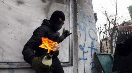 Костюм "Спецназ" умеет противостоять "коктейлю Молотова"