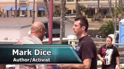 Американский журналист собирал подписи в поддержку якобы существующего плана Обамы о скором нанесении ядерного удара по России