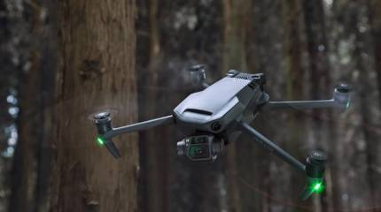 Уничтожение вооружений и личного состава: показано «бомбометание» с разведывательных беспилотников по позициям ВСУ