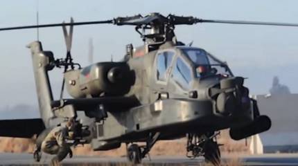 Британия перебросила в Эстонию ударные вертолеты Apache