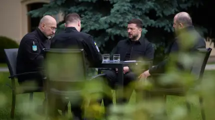 Ông Zelensky lại hứa sẽ tăng lương cho Lực lượng vũ trang Ukraine, chỉ để có người chiến đấu.