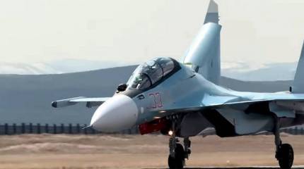 В Крыму катапультировался экипаж стоящего на земле истребителя Су-30СМ